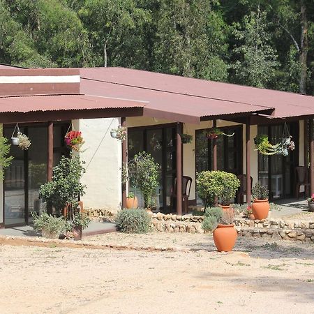 ملدرزدريفت The Overnight B&B المظهر الخارجي الصورة
